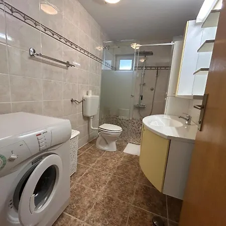 Apartman Sea View Near