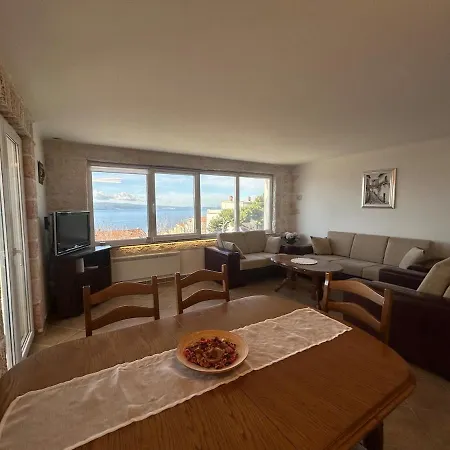 Sea View Near Apartman